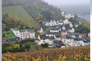 ** Rüdesheim-Assmannshausen: Großes Einfamilienhaus mit schönem Blick ** – Rheingau-Taunus-Kreis – Vorschaubild 29