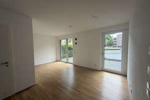 **RESERVIERT** Helle 3-Zimmer-Wohnung mit Terrasse