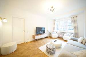 Stilvoll saniertes Altbremer Reihenmittelhaus im Wachmannstraßenquartier – Die vollständige Adresse der Immobilie erhältst du vom Anbieter., 28209 Schwachhausen (Ortsteil), Bremen – Vorschaubild 2