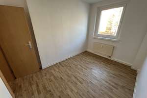 Helle 4-Zimmer-Wohnung mit Balkon! – Straße der Deutschen Einheit 24, 39326 Wolmirstedt – Vorschaubild 5