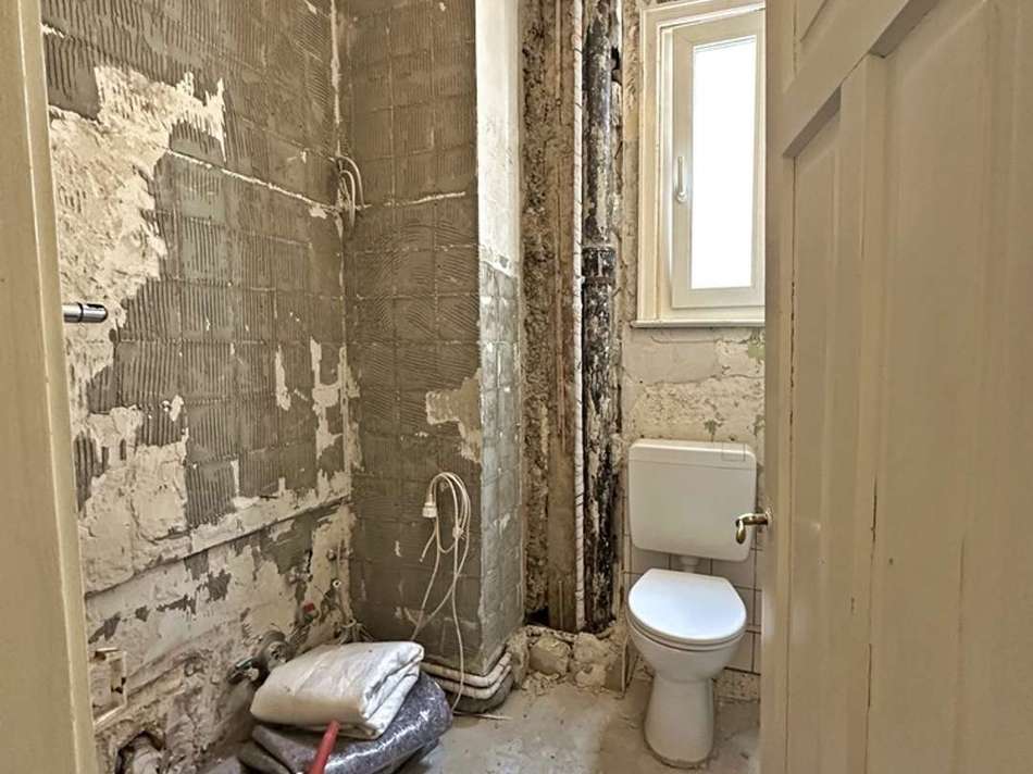 030 Toilette 1. OG