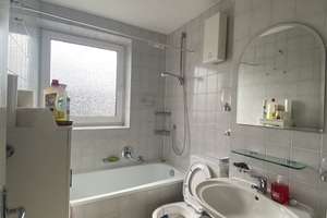 Wohnen mit Charakter: Vier-Zimmer-Wohnung in Köln-Vingst – Marbergweg 9, 51107 Vingst, Köln – Vorschaubild 6