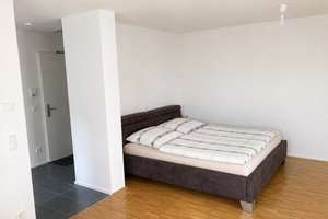 Vermietetes 1-Zimmer-Apartment in Ingolstadt – Balkon, Aufzug, EBK und Tiefgarage – 85049 Friedrichshofen-Hollerstauden, Ingolstadt – Vorschaubild 4
