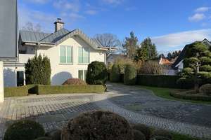 Eine Villa, die keine Wünsche offen läßt! 380 m³ Wfl. 1.528 m² Parkgrundstück – Die vollständige Adresse der Immobilie erhältst du vom Anbieter., 61350 Bad Homburg vor der Höhe – Vorschaubild 4