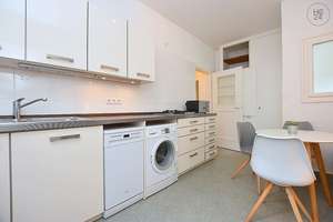 Wunderschöne Wohnung für eine Familie oder Kollegen in Stuttgart Süd – Die vollständige Adresse der Immobilie erhältst du vom Anbieter., 70199 Heslach, Stuttgart – Vorschaubild 19