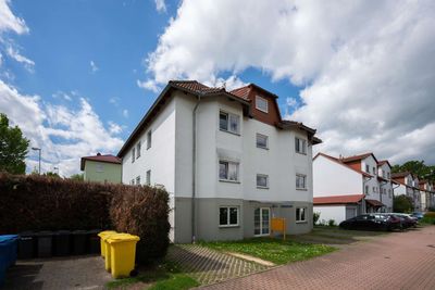 vermietete Einraumwohnung in Münchenroda mit Balkon und Stellplatz