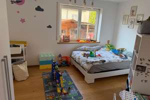 Befristet 1 Jahr: Exklusive 4-Zimmer-Erdgeschosswohnung mit großer Terrasse in München-Harlaching – Die vollständige Adresse der Immobilie erhältst du vom Anbieter., 81543 Siebenbrunn, München – Vorschaubild 6