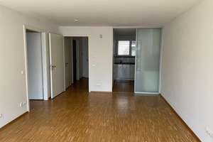 Barrierefreie, exklusive Stadtwohnung in Reutlingen – Schulstraße 15, 72764 Reutlingen-Mitte, Reutlingen – Vorschaubild 1