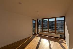 3 Zimmer Wohnung mit 2 Balkonen im 4. OG an der Rummelsburger Bucht mit Tiefgaragenplatz – Hauptstraße 5/o, 10317 Rummelsburg, Berlin – Vorschaubild 3