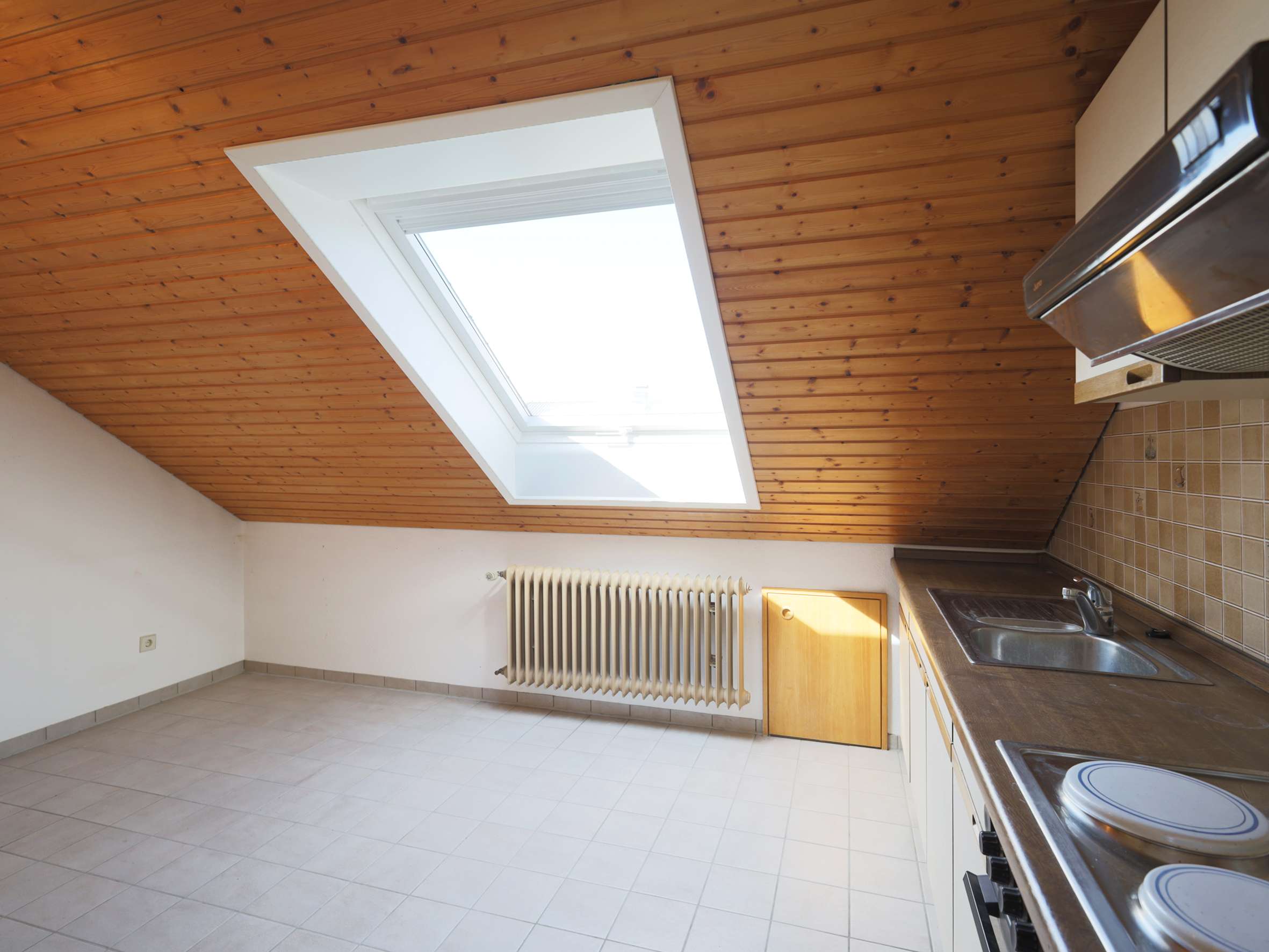 Immobilie in Nufringen - Großzügiges Haus mit viele Platz und schönem Garten in Nufringen - Bild 4