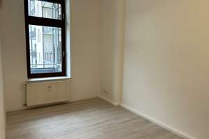 VIDEORUNDGANG, NEUE Einbauküche, Neuer Laminat, 3 Raum , Balkon und vieles mehr – Lilienstraße  41, 4315 Neustadt-Neuschönefeld, Leipzig – Vorschaubild 17
