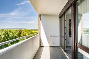 NEU! *Paul & Partner* ERSTBEZUG NACH SANIERUNG ! 2-ZIMMER MIT BALKON ! – Die vollständige Adresse der Immobilie erhältst du vom Anbieter., 65205 Delkenheim, Wiesbaden – Vorschaubild 1