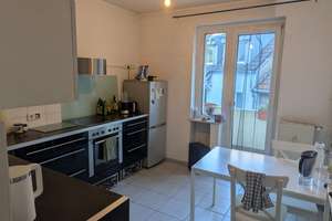 Helle 2-Zimmer Wohnung im 4. OG mit Balkon in Düsseltal – Ahnfeldstraße 9, 40239 Düsseltal, Düsseldorf – Vorschaubild 2