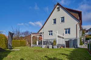 Renoviertes Wohnhaus mit Garten + Garagen!  – Zollernalbkreis – Vorschaubild 3