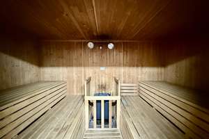 Wohnen wie im Urlaub – Dachgeschosswohnung mit Pool, Sauna, zwei Dachterrassen und Tiefgarage – Hummelsbüttler Hauptstraße 5b, 22339 Hummelsbüttel, Hamburg – Vorschaubild 14