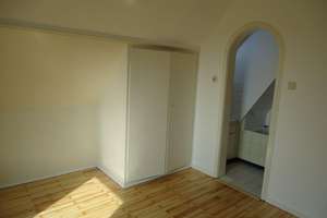 Helle, charmante, kleine 1 Zimmerwohnung Stuttgart-Degerloch – Reutlingerstr. 73, 70597 Waldau, Stuttgart – Vorschaubild 12