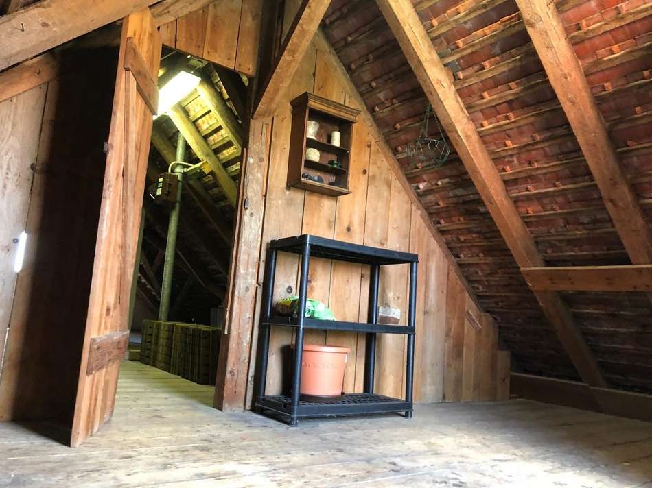 Aufgang zum Dachboden