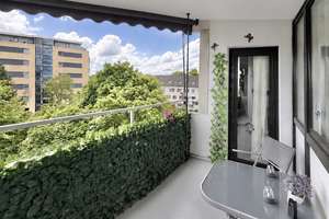 Helle sowie großzügige 3-Zimmer-Wohnung mit sonnigem Balkon und Weitblick in guter Lage – Die vollständige Adresse der Immobilie erhältst du vom Anbieter., 30629 Misburg-Nord, Hannover – Vorschaubild 3