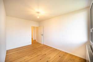 Helle 3 - Zimmer Wohnung mit Erweiterungsoption auf 4 Zimmer – Einsteinstraße 171, 81677 Steinhausen, München – Vorschaubild 9