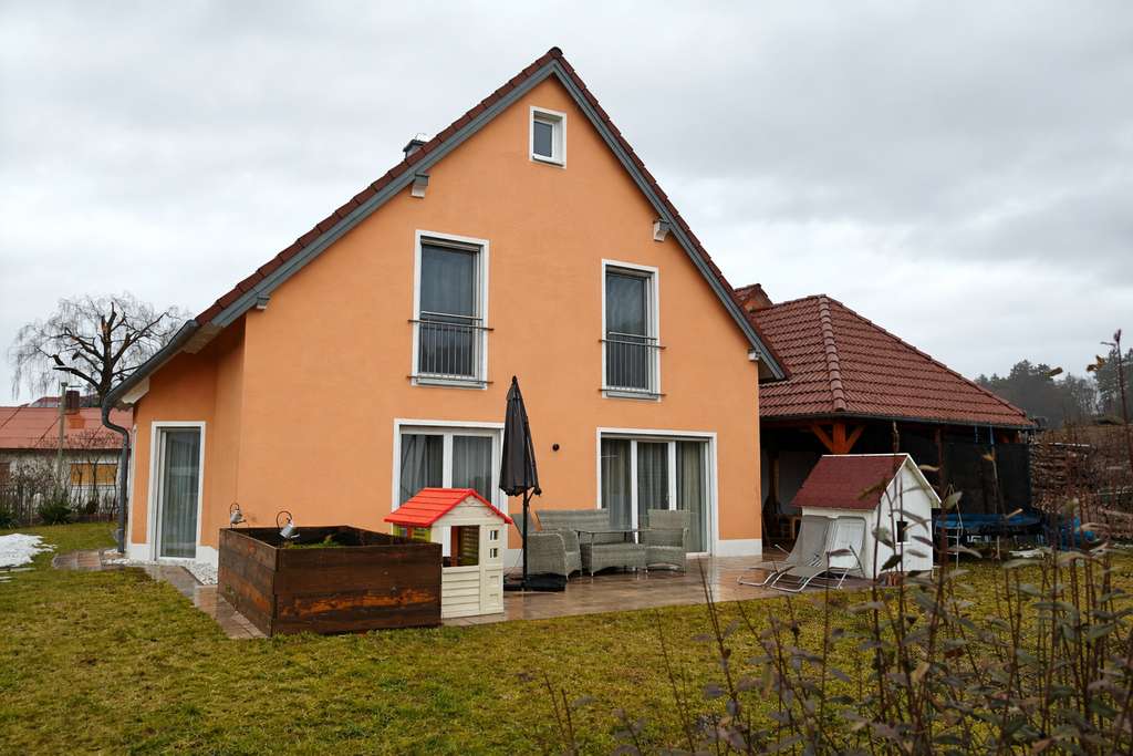 Immobilie in Sengenthal - Schönes Einfamilienhaus mit Garten in Sengenthal - Bild 1