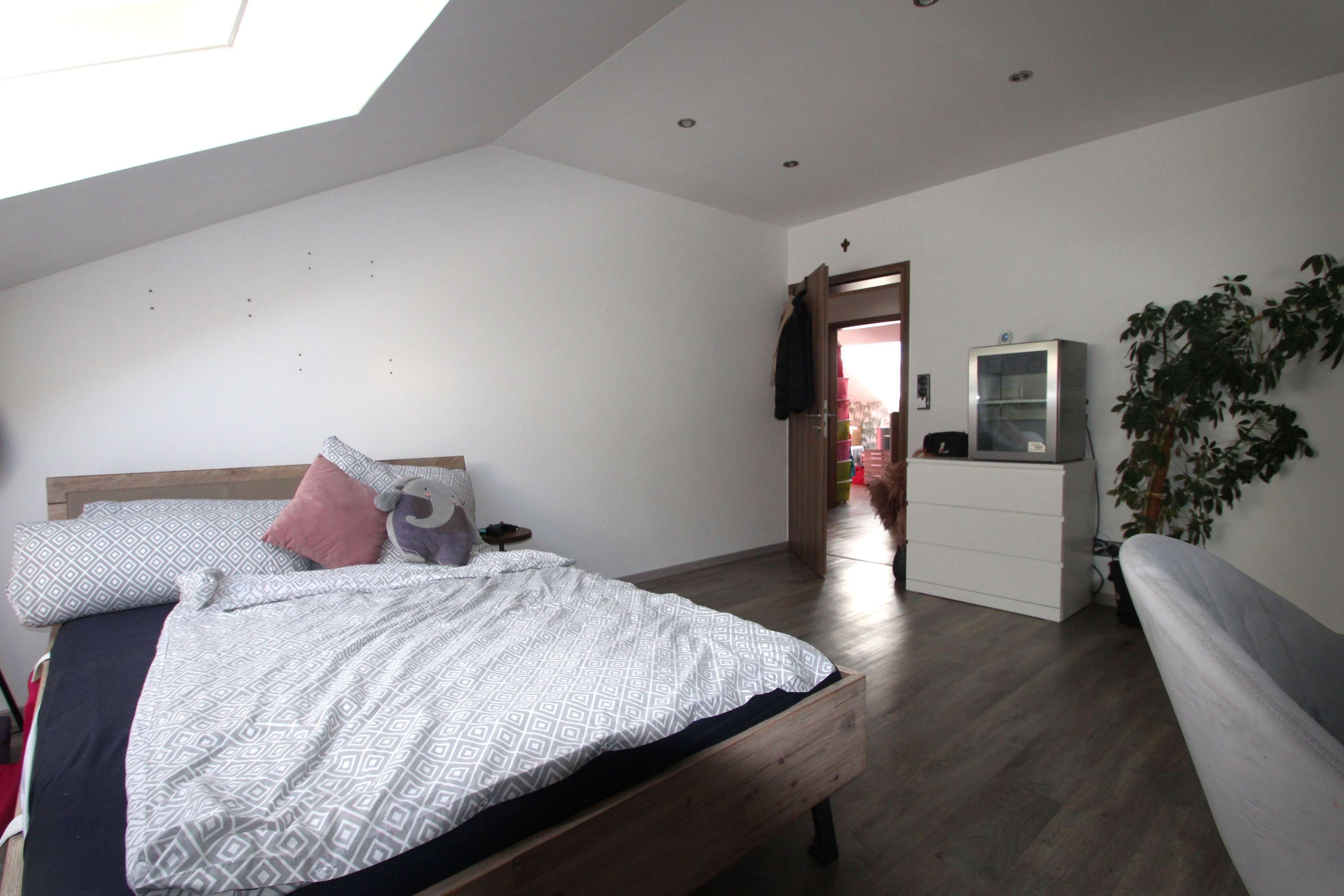 Immobilie in Kronberg - Moderne Wohnung mit viel Platz und toller Raumaufteilung! - Bild 6