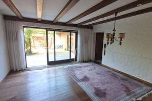 1779 - Großzügiges Einfamilienhaus mit Einliegerwohnung, drei Garagen und wunderschönem Garten! – Die vollständige Adresse der Immobilie erhältst du vom Anbieter., 71131 Jettingen – Vorschaubild 10