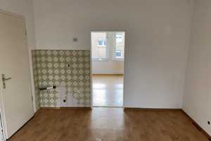Leerstehendes Mehrfamilienhaus mit Sanierungsbedarf in Gelsenkirchen-Schalke – Gelsenkirchen – Vorschaubild 9