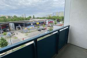 3 Zimmer mit Balkon – Allee der Kosmonauten 200, 12685 Marzahn, Berlin – Vorschaubild 7