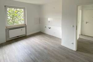 Komplett renovierte 2,5-Zimmer-Wohnung in Nähe City mit Balkon! – Essener Str. 79, 45141 Stoppenberg, Essen – Vorschaubild 7