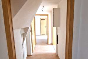 IMWRC – Heckinghausen bietet denkmalgeschütztes MFH mit hübscher Fassade! – Die vollständige Adresse der Immobilie erhältst du vom Anbieter., 42289 Heckinghausen, Wuppertal – Vorschaubild 19