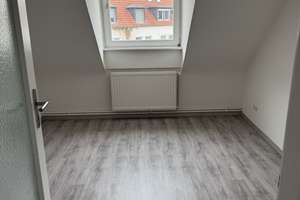 Geräumige 4-Zimmer DG Wohnung in zentraler Lage in Hannover Oststadt – Lister Meile 38, 30161 Oststadt, Hannover – Vorschaubild 3