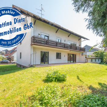 DIETZ: Erstbezug nach Sanierung! Modernisierte Obergeschosswohnung mit Balkon in Großostheim!