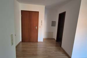 Helle 2-Zimmerwohnung mit Balkon in bevorzugter Lage – Schillerstr. 5, 72764 Reutlingen-Mitte, Reutlingen – Vorschaubild 3
