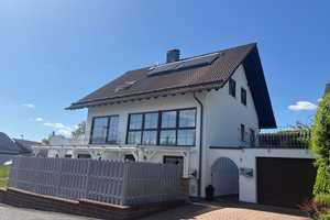 Gepflegtes Einfamilienhaus mit Einliegerwohnung in Netphen – Siegen-Wittgenstein (Kreis) – Vorschaubild 1