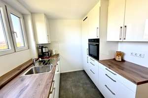 Attraktive 3-Zimmer-Wohnung mit Südbalkon in ruhiger Feldrandlage – Ottmarsheimer Straße 28, 70439 Stammheim-Mitte, Stuttgart – Vorschaubild 4