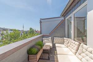 Ganz oben: Privat mit Dachterrasse.
