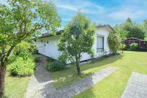 Wochenendtraum in Wassernähe – Bungalow auf Eigentumsland bei Greifswald – Ostvorpommern (Kreis) – Vorschaubild 1