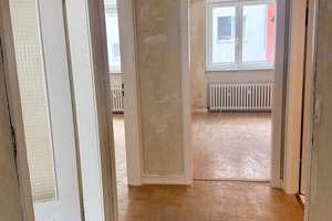 Modernisierte 3-Zimmer-Wohnung mit Loggia, Garage & großem Potenzial in Köln Sülz – Nikolausstraße 125, 50937 Sülz, Köln – Vorschaubild 11