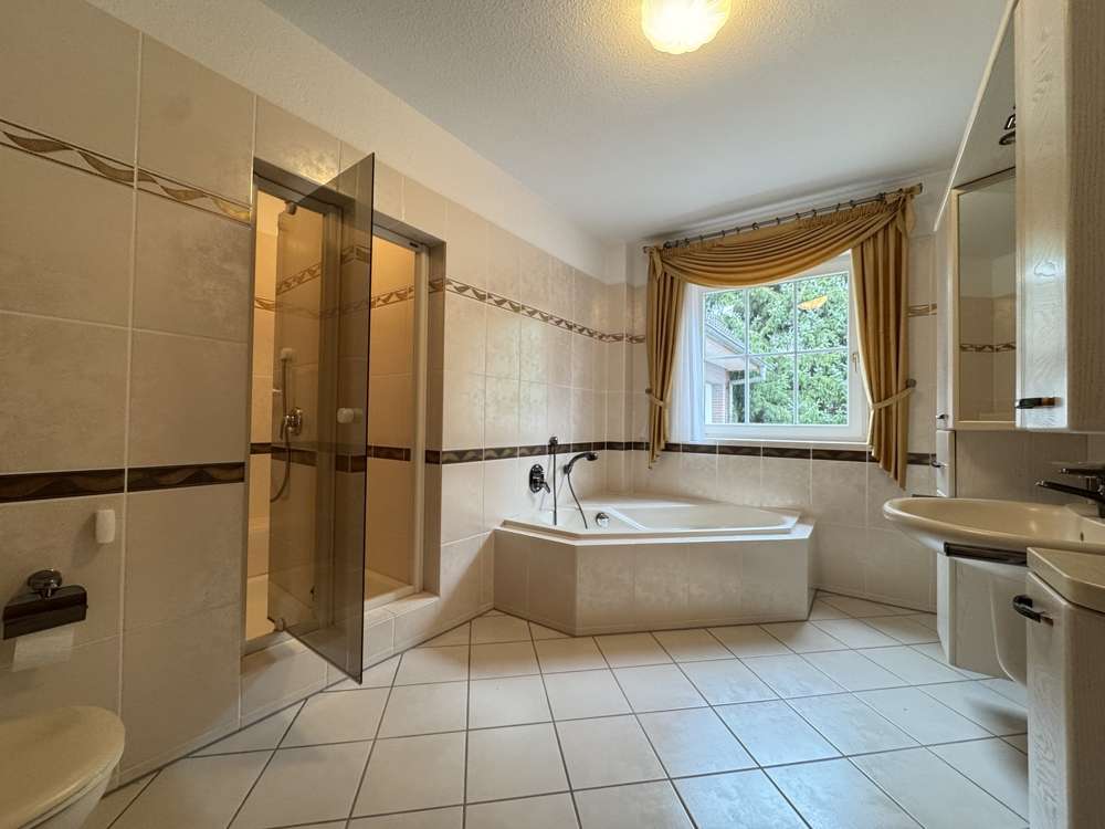 Immobilie in Sottrum - Ein Haus, alle Möglichkeiten! Traumhaftes Anwesen in Sottrum mit viel Potenzial - Bild 5