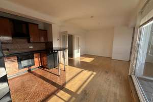 Attraktive 2-Zimmer-DG-Wohnung – bezugsfrei mit Balkon & Stellplatz