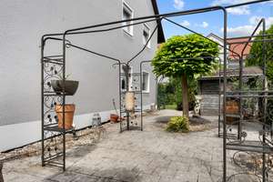 Souterrain-Maisonette-Wohnung mit großem Garten, schöner Terrasse und Carport in zentraler Lage – Dominikus-Schneider-Straße 1A, 85053 Südost, Ingolstadt – Vorschaubild 14