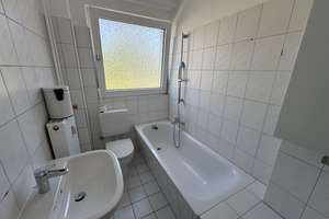 Renovierte 2-Zimmerwohnung mit *Balkon* – Mozartstraße 13, 47226 Rheinhausen-Mitte, Duisburg – Vorschaubild 6