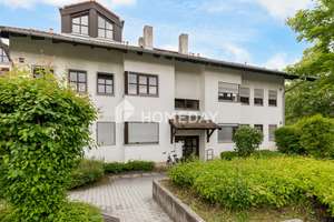 Charmante Dachgeschosswohnung mit Loggia und Garage – gemütliches Wohnen mit Wohlfühlcharakter – Die vollständige Adresse der Immobilie erhältst du vom Anbieter., 83024 Westerndorf Sankt Peter, Rosenheim – Vorschaubild 2