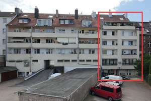 Solides Mehrfamilienhaus mit 2 Gewerbeeinheiten in zentraler Lage von Düsseldorf – Die vollständige Adresse der Immobilie erhältst du vom Anbieter., 40591 Wersten, Düsseldorf – Vorschaubild 2
