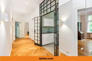 Luxuriöses Wohnen am Ku'damm - Altbauklassik neu interpretiert