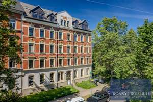 WOW! Frisch saniert: Stilvolle 3-Raum-Maisonette mit Balkon, Aufzug & Fernblick auf dem Kaßberg! NEU – Uhlichstraße 8, 9112 Kaßberg, Chemnitz – Vorschaubild 1