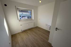Provisionsfrei! Renoviert! 4-Zimmer-Wohnung mit Garten und Stellplatz! – 33739 Jöllenbeck, Bielefeld – Vorschaubild 8