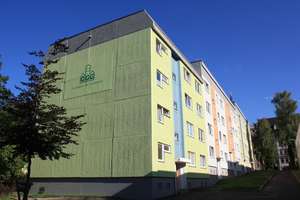 3-Raum-Wohnung mit Balkon und die Schule im Wohnumfeld – Tschaikowskistr. 17, 9130 Sonnenberg, Chemnitz – Vorschaubild 4