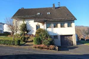 Das pefekte Familienglück: 6 Zimmer, Terrasse und Garage in Top-Lage – Die vollständige Adresse der Immobilie erhältst du vom Anbieter., 57518 Alsdorf – Vorschaubild 2