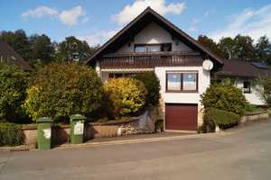 Einfamilienhaus mit Einliegerwohnung in wunderschöner Lage am Stadtrand von Kronach – Kronach (Kreis) – Vorschaubild 2